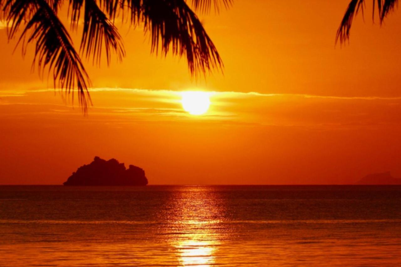 Sibaja Palms Sunset Beach Luxury Villa Taling Ngam Beach Εξωτερικό φωτογραφία